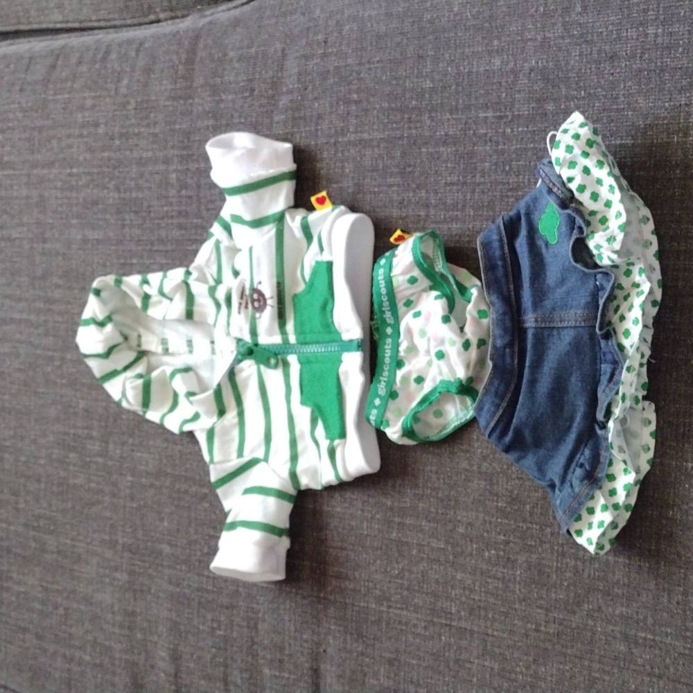Build a bear Girl scout outfit